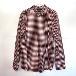 Banana Republic Luxe Flannel Camden Fit Red Plaid Button Down Shirt